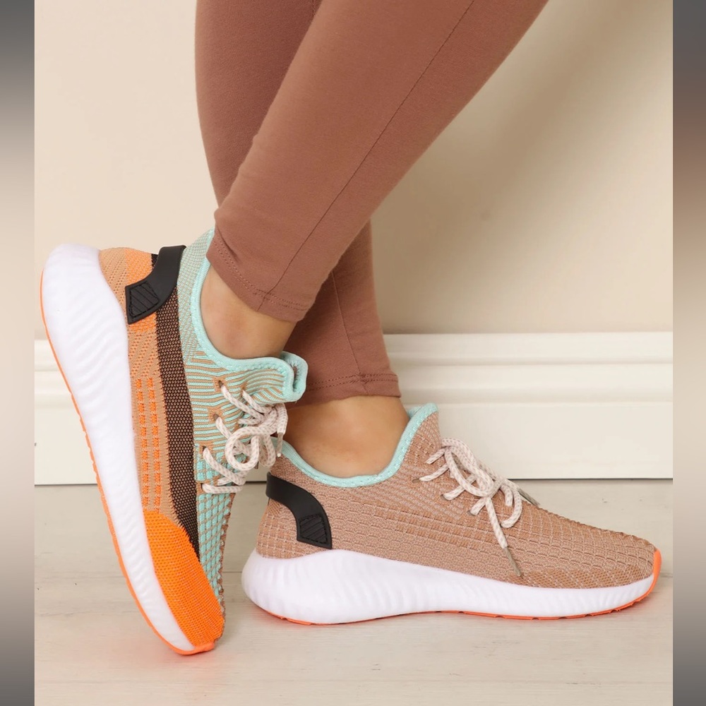Women sneakers